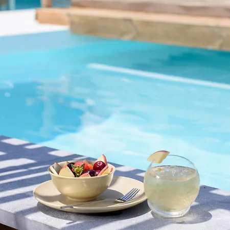 فندق Aletri Swim Up Boutique Alónnisos