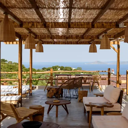 Aletri Swim Up Boutique * Alónnisos