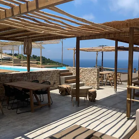 Aletri Swim Up Boutique