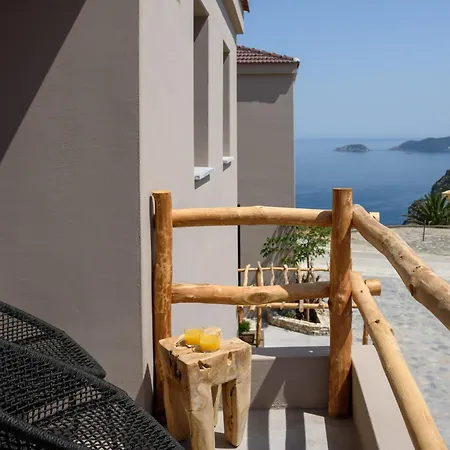 فندق Aletri Swim Up Boutique