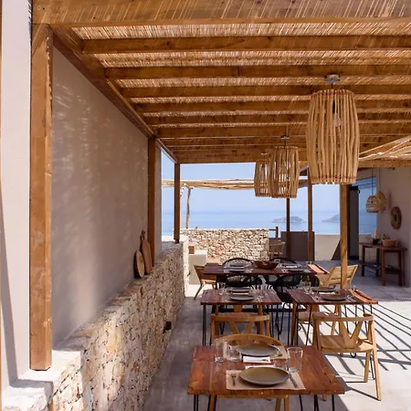 فندق Aletri Swim Up Boutique *