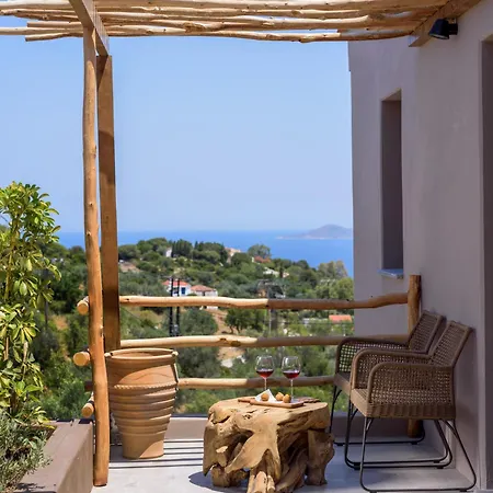 Aletri Swim Up Boutique *