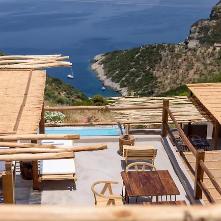 Aletri Swim Up Boutique فندق